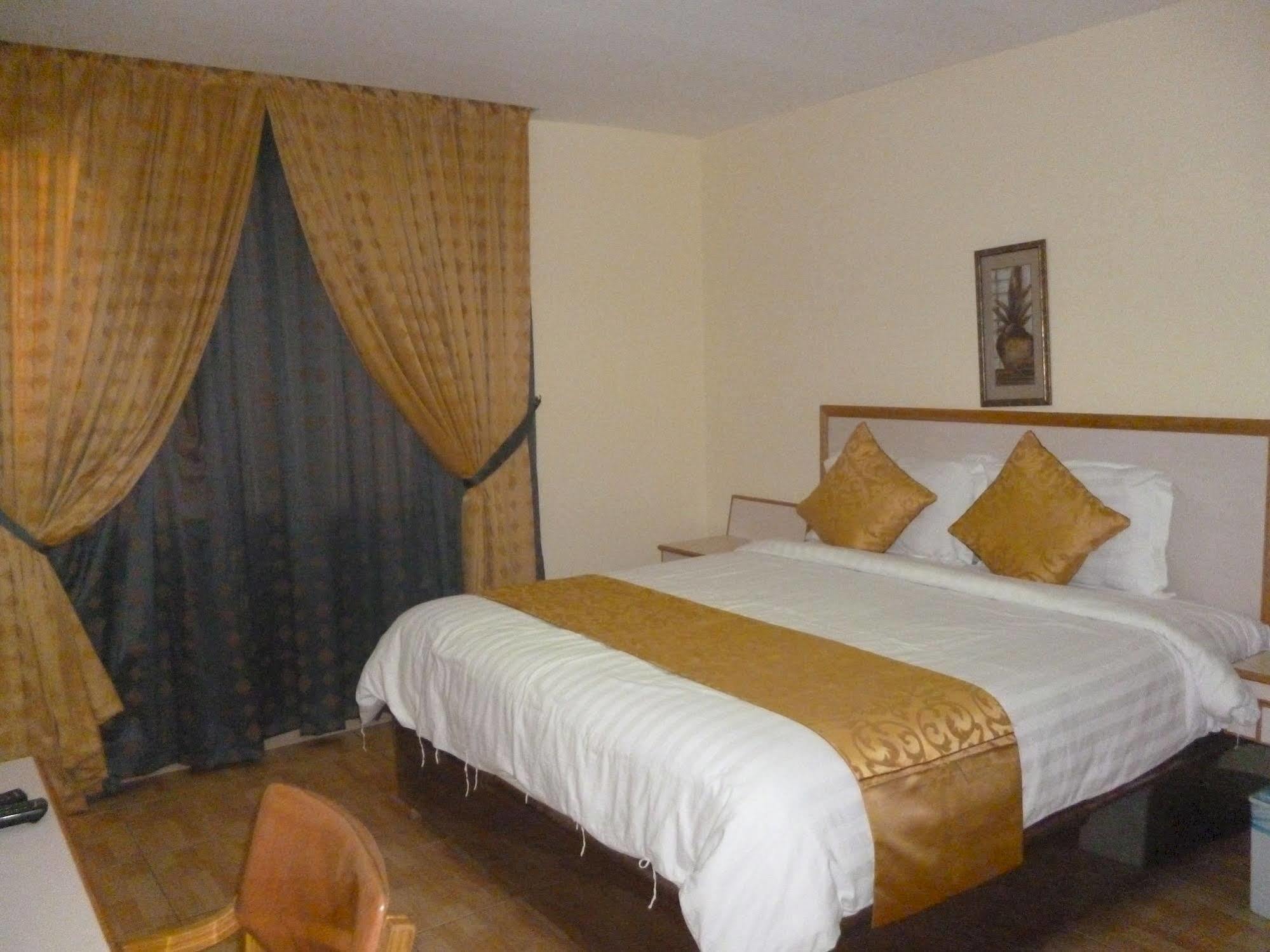 Mansour Plaza Hotel Apartments Dammam Exteriér fotografie